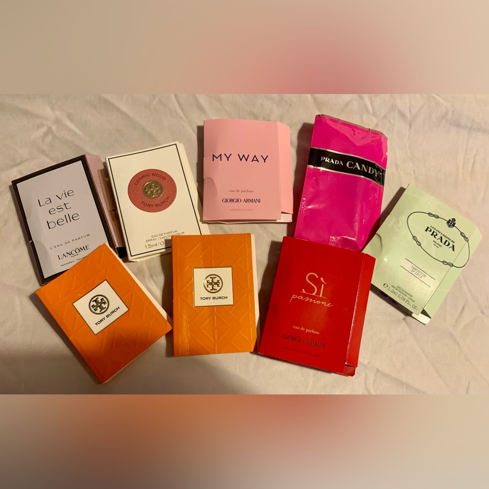 ✨Perfume Sample Bundle✨ - Picture 2 of 4